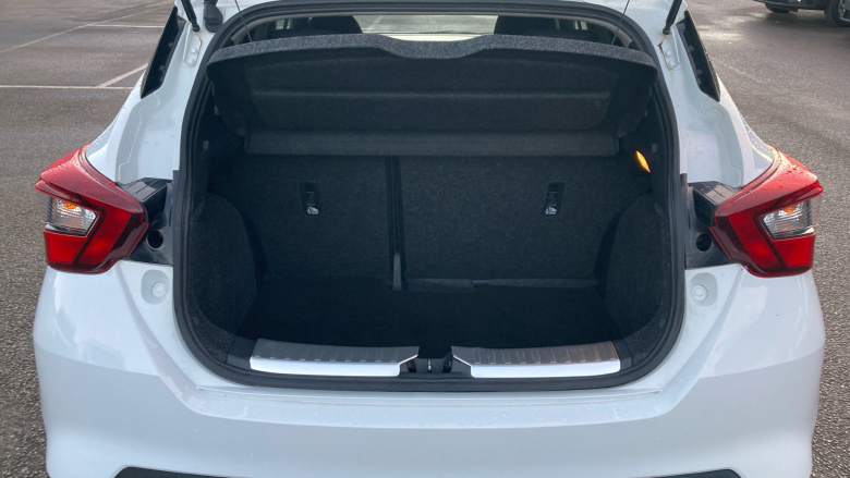 Nissan Micra 0.9 IG-T N-Connecta 5dr Petrol Hatchback